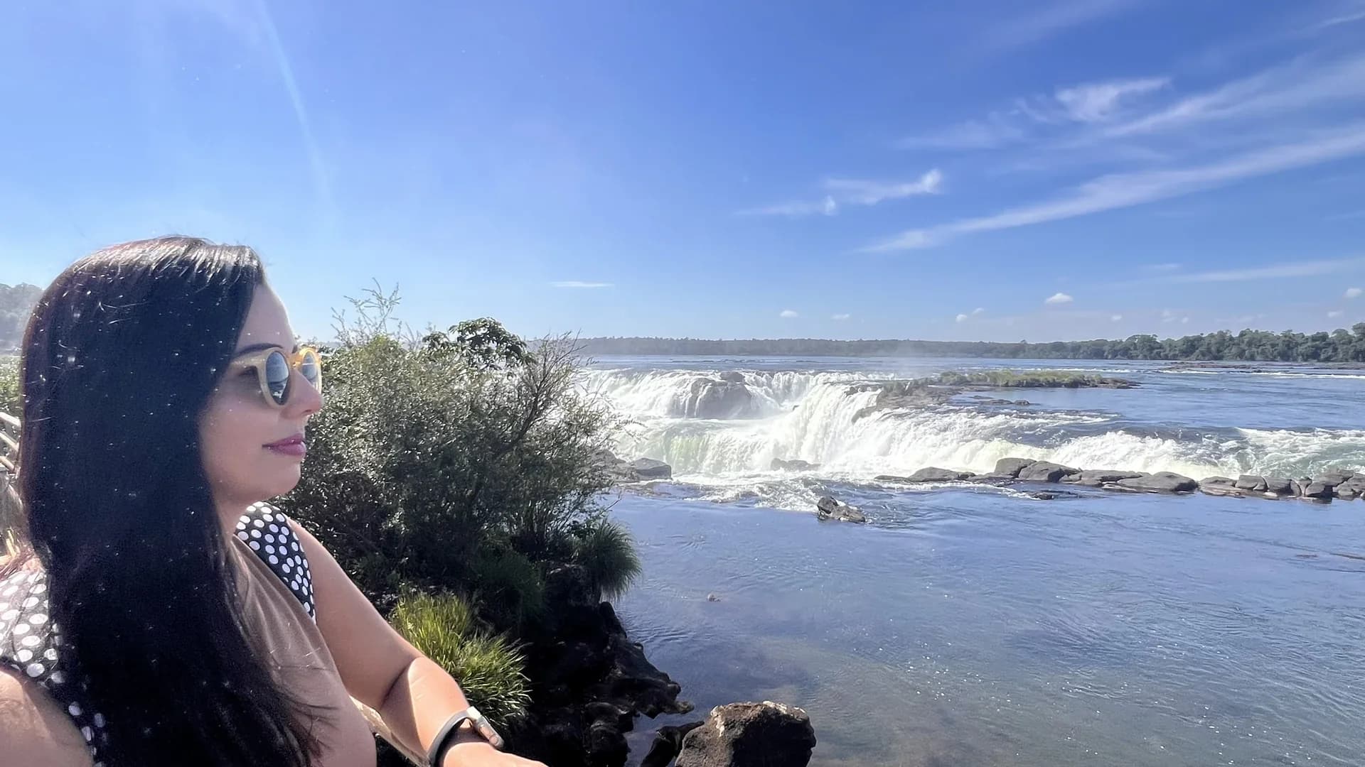 Detalhe das Cataratas Argentinas vistas da passarela inferior